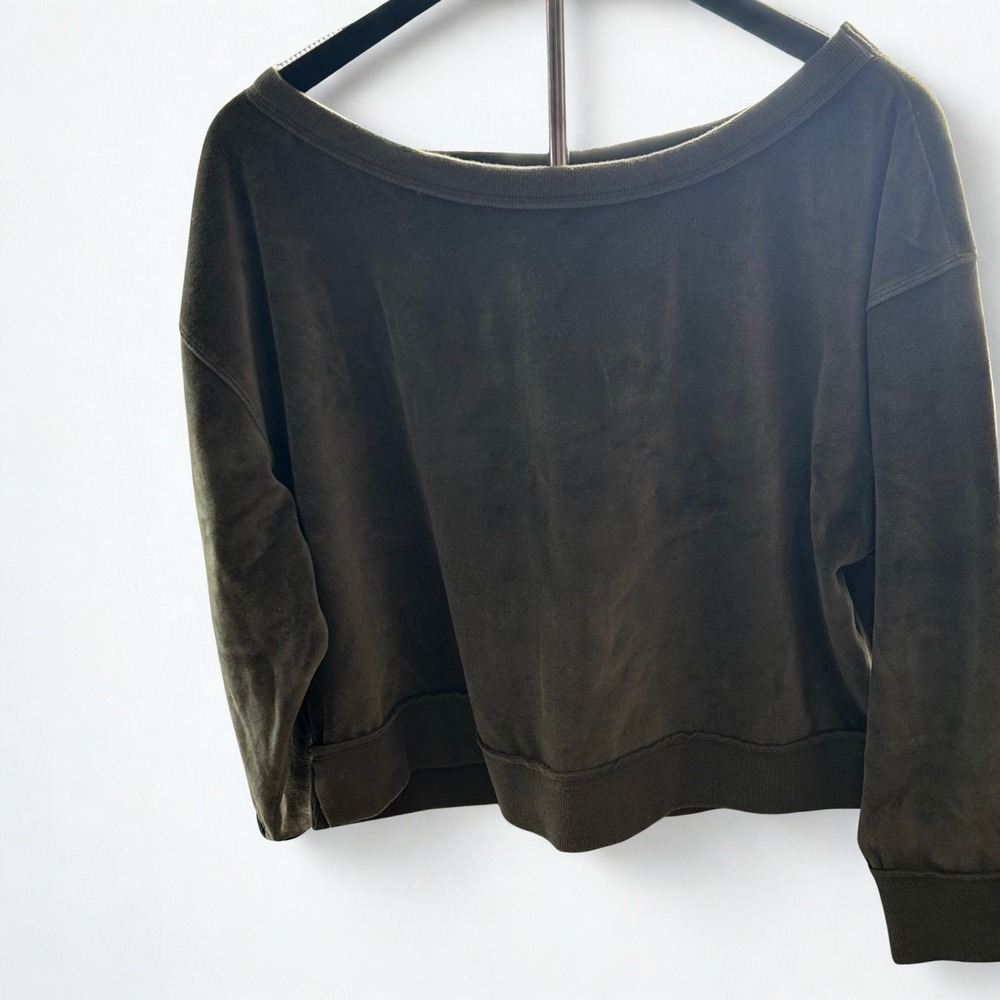 JoyLab Womens Olive Green Velour Cropped Sweatshirt Boat Neck Small VN1989909 - Picture 1 of 8